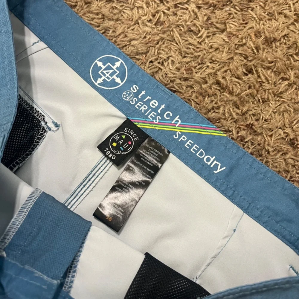 Maui & Sons Stretch Series Blue Hybrid Shorts Size 36 Performance Casual